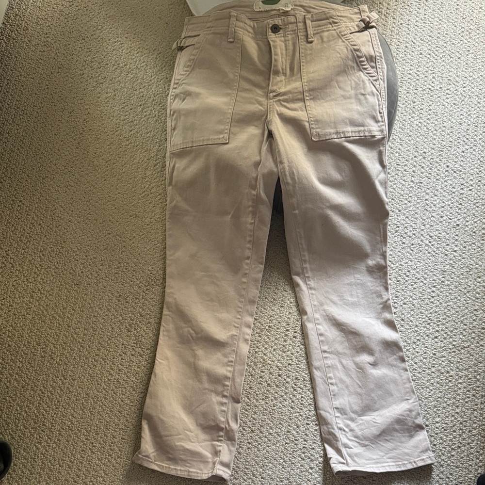 Women's Beige Straight-Leg Jeans